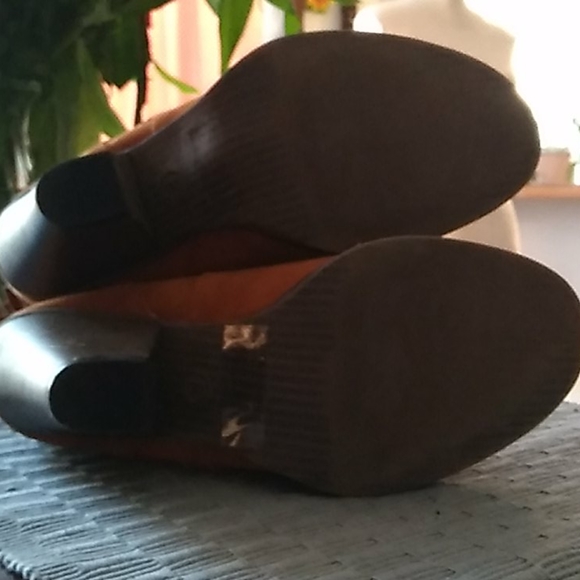 size 8 rust colored fringe boots - Picture 4 of 4